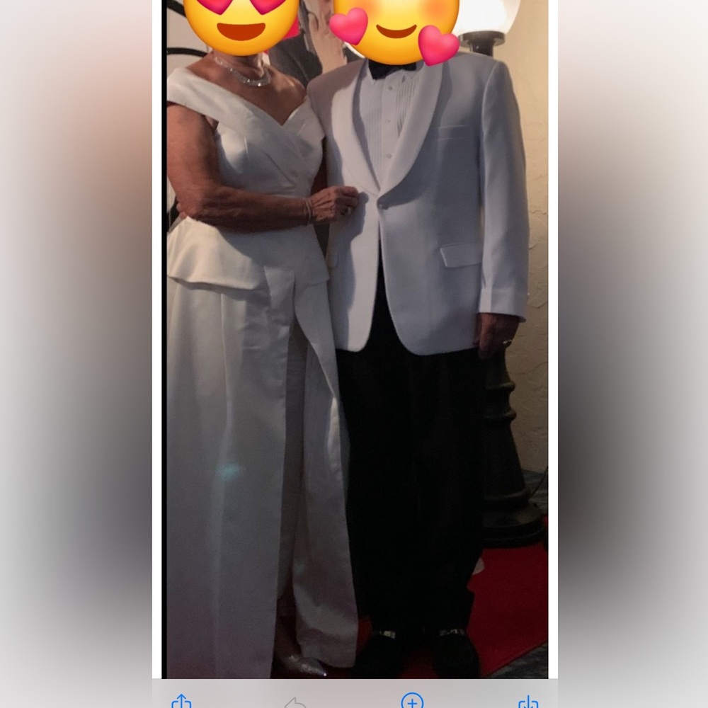 2 piece maxi cocktail outfit.Consist of trousers,off the shoulder top/splitskirt